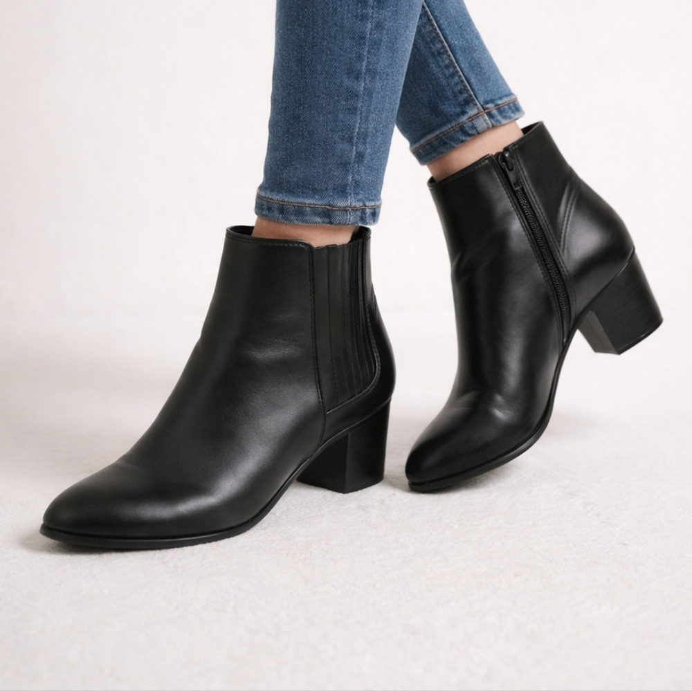Classic Black Leather Ankle Boots - Women's Chelsea Block Heel - Picture 1 of 13
